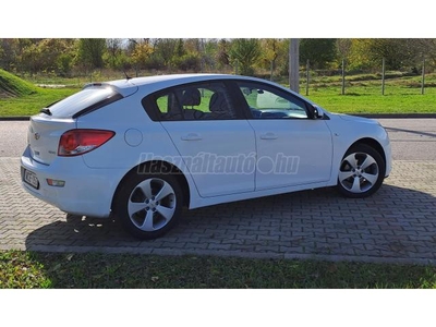 CHEVROLET CRUZE 1.6 LT