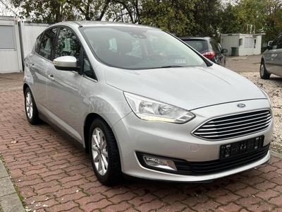 FORD C-MAX 1.5 TDCi DPF Titanium Powershift VÉGIG VEZETETT SZERVIZKÖNYV