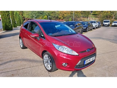 FORD FIESTA 1.4 Colourline Megkímélt.digit klíma.8 kerék.frissen szervizelt