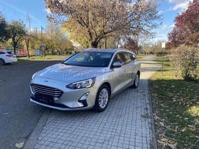 FORD FOCUS 1.0 EcoBoost Titanium 38400km!vezetett szervizkönyv!