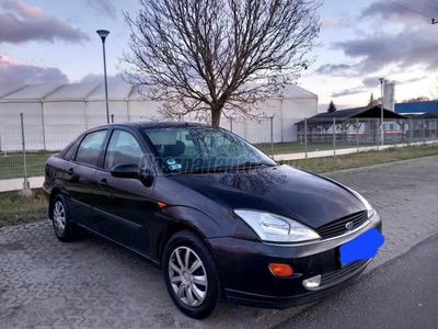 FORD FOCUS 1.8 Ghia