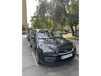 FORD FOCUS 1.8 TDCi Titanium