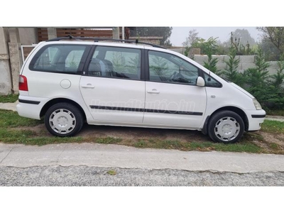 FORD GALAXY 1.9 TDI Ghia [6 személy]