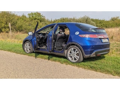 HONDA CIVIC 1.8 Sport friss műszaki. digit klíma. radar. ritka kék szín