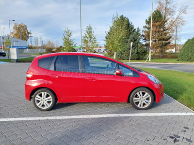 HONDA JAZZ 1.4 Elegance Plus CVT