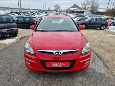 HYUNDAI I30 CW 1.4 DOHC Comfort Plus ISG Garanciával . ingyenes szervízekkel. 0 ft önerőtől hitelre is