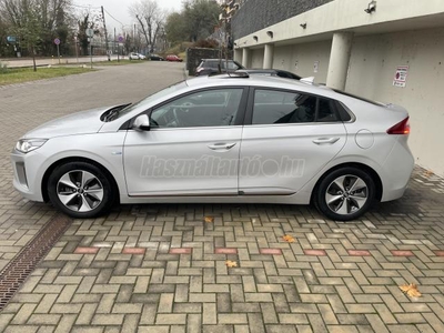 HYUNDAI IONIQ electric Premium (Automata) HŐSZIVATTYÚ. 100% AKKUMULÁTOR. FULL