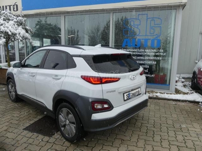 HYUNDAI KONA EV 64kWh Premium Edition Head UP.Kamera.Led.D.Klima.Űl..Fű.Navi.Krell Sound Sy..PDC