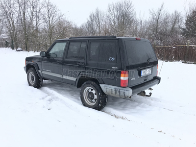 JEEP CHEROKEE 2.5 TD Sport