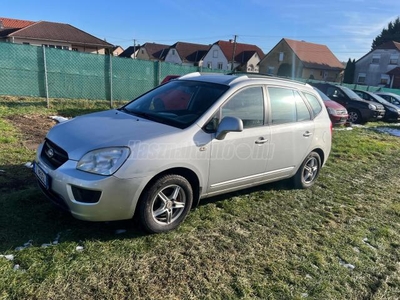 KIA CARENS 2.0 CRDi LX 7 SZEMÉLY