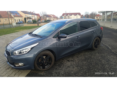 KIA CEE'D 1.6 GDI EX