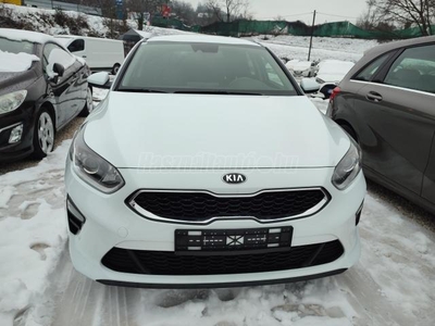 KIA CEE'D Ceed SW 1.6 CRDi LP Silver 1 TULAJ-SZERVIZKÖNYV-NAGY NAVI-ÜLÉS ÉS KORMÁNYFŰTÉS-KAMERA-RADAR!