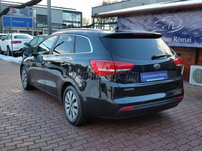 KIA CEE'D SW 1.6 GDI EX Limited Szervizkönyv! NAVIGÁCIÓ. BŐRBETÉT. TEMPOMAT. KAMERA. ÜLÉSFŰTÉS