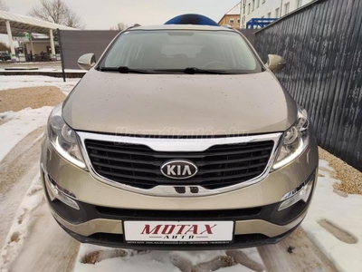 KIA SPORTAGE 1.7 CRDi EX Prémium LED.XENON. KAMERA. ÜLÉSFŰTÉS. VÉGIG VEZETETT SZERVIZKÖNY. ELSŐ TULAJ. SÉRÜLÉSMEN