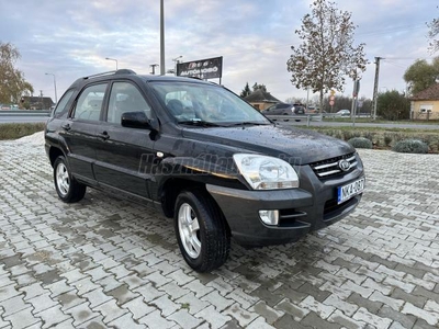 KIA SPORTAGE 2.0 CRDi LX 4WD Nem összkerekes!! Szép állapot!