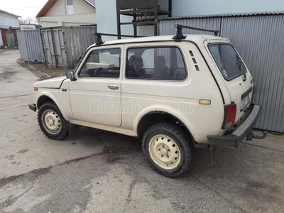 LADA NIVA 2121