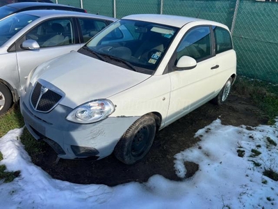 LANCIA YPSILON 1.2 8V Argento