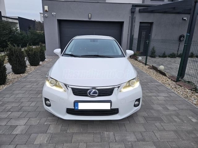 LEXUS CT 200h Executive (Automata) navigáció. kamera. bőr belső. újszerű állapot