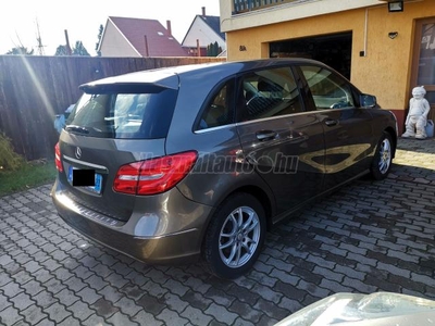 MERCEDES-BENZ B 180 BlueEFFICIENCY