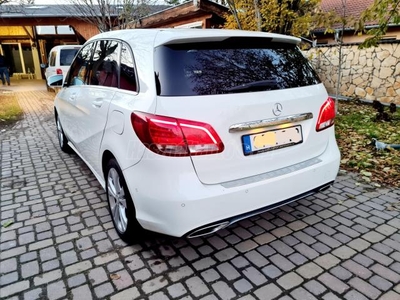 MERCEDES-BENZ B 200 CDI d 7G-DCT