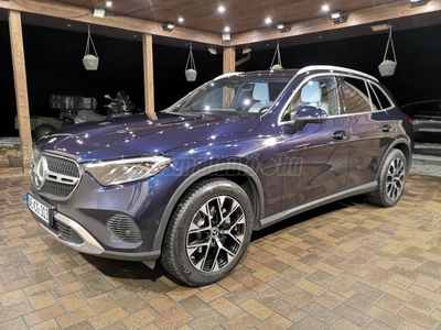 MERCEDES-BENZ GLC 220 d 4Matic 9G-TRONIC Mild hybrid drive