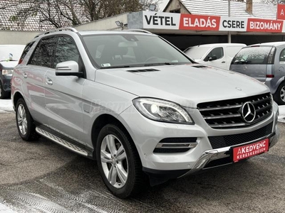 MERCEDES-BENZ ML-OSZTÁLY ML 350 BlueTEC (Automata) 4Matic Xenon Navi Tempomat Kamera PDC Vonóhorog