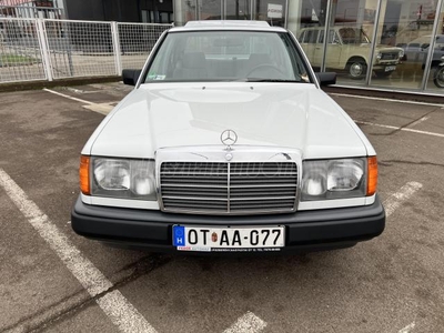 MERCEDES-BENZ W 124 OT!!152.820KM!!Sérülésmentes!!Gyári állapot!!