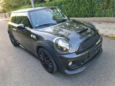 MINI MINI John Cooper Works 1.6