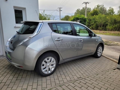 NISSAN LEAF Visia 24 kWh (Automata) Téli-Nyári gumik! Ülésfűtés!