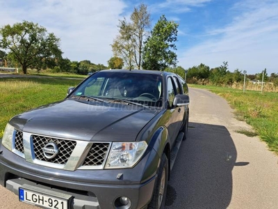 NISSAN NAVARA 4WD Double 2.5D Platinum