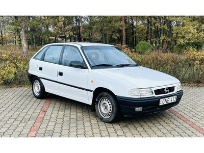 OPEL ASTRA F 1.4 GL