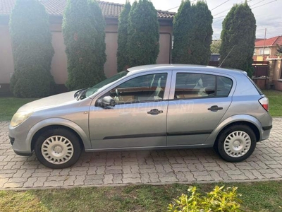 OPEL ASTRA H 1.4 Cosmo