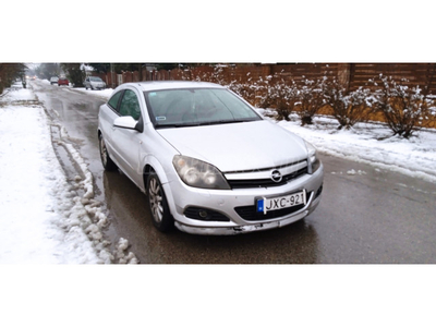 OPEL ASTRA H 1.6 GTC Sport Easytronic