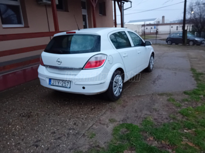 OPEL ASTRA H 1.7 CDTI Cosmo