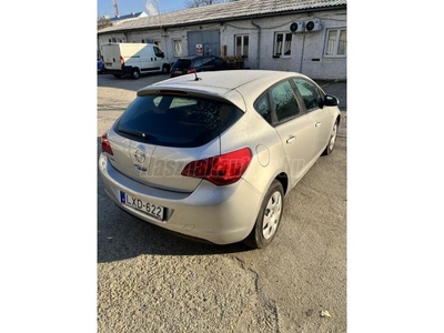 OPEL ASTRA J 1.4 Enjoy