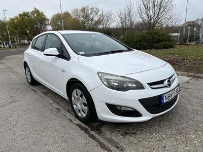 OPEL ASTRA J 1.4 T Business Magyarországi! Végig vezetett szervizkönyv! Tempomat Klíma