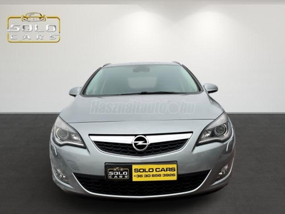 OPEL ASTRA J 1.4 T Selection