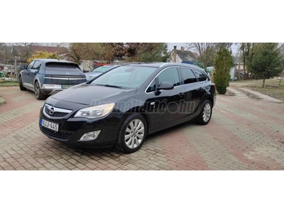 OPEL ASTRA J Sports Tourer 1.7 CDTI Cosmo +KLÍMA+VONÓHOROG+ALUKERÉK+