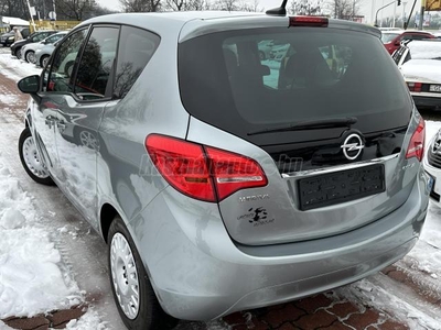 OPEL MERIVA B 1.4 T Cosmo 121.000KM!!! Vezetett Szervízkönyv. Navigáció.Kormány és Ülésfűtés