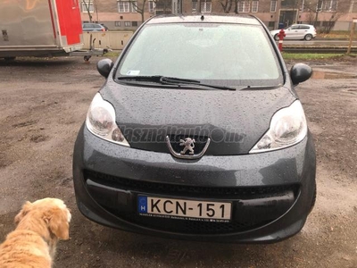 PEUGEOT 107 1.0 Kid