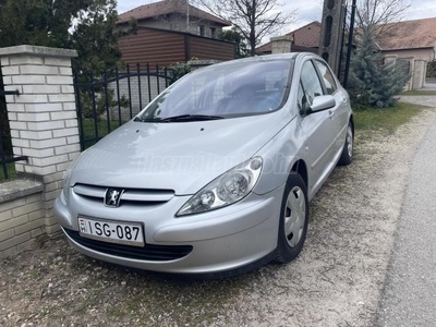 PEUGEOT 307 1.4 16V Presence 1. TULAJ-TÉLI-NYÁRI KERÉK. FRISSMŰSZAKI-KLÍMA