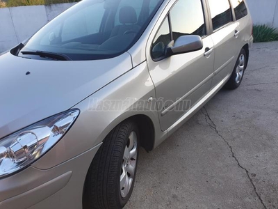 PEUGEOT 307 SW 2.0 HDi Supreme