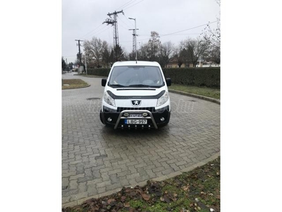 PEUGEOT EXPERT Tepee 2.0 HDi L2 Sphere