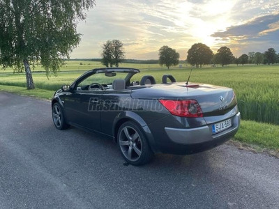 RENAULT MEGANE CC 1.9 dCi Privilege