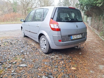 RENAULT SCENIC Scénic 2.0 16V Sportway