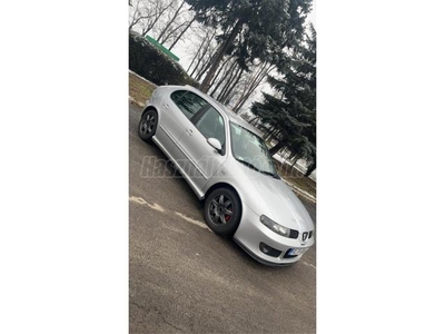 SEAT LEON 1.9 PD TDI Sport R