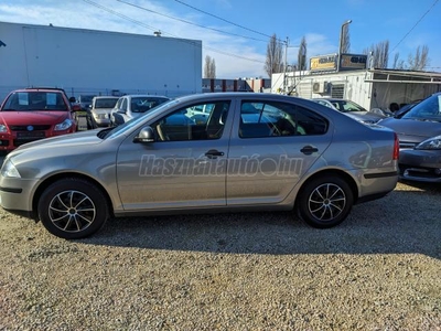 SKODA OCTAVIA 1.6 Ambiente