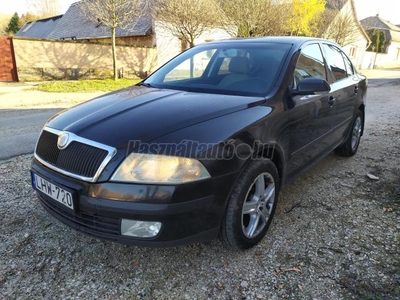 SKODA OCTAVIA 1.6 Ambiente