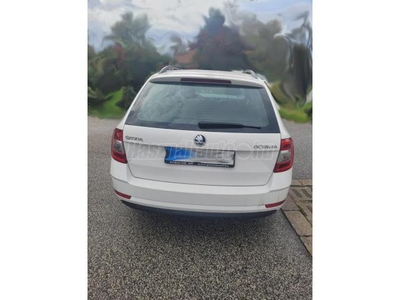 SKODA OCTAVIA 1.6 CR TDI Ambition DSG 5E kombi