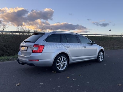 SKODA OCTAVIA 1.6 CR TDI Style DSG